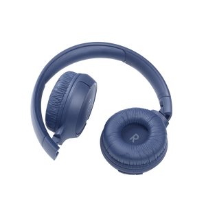 JBL Tune 510BT - Blue - Wireless on-ear headphones - Detailshot 1